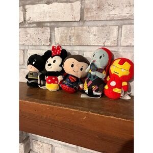 Lot of 5 Hallmark Itty Bittys Disney‎ & DC Comics